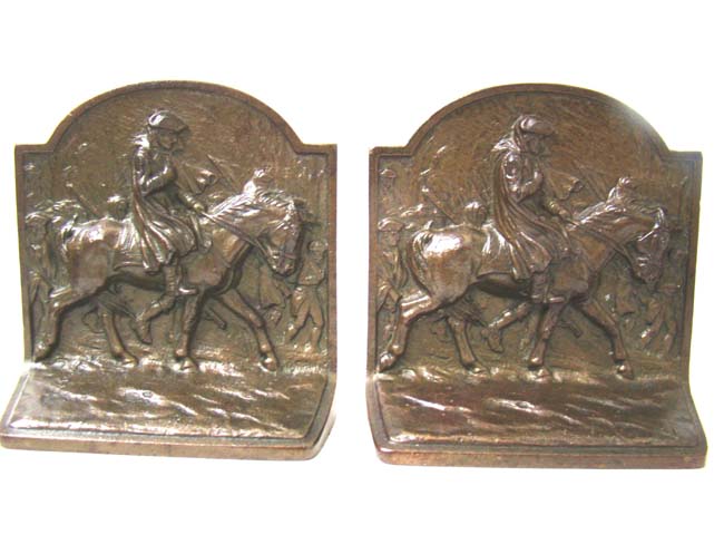 A fine pair of antique Bookends by Hubley circa 1920 depicting George Washington at Valley Forge
